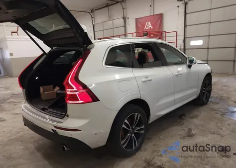 2018 Volvo Xc60 T6 Momentum из США, поврежденный, VIN YV4A22RK6J1026996